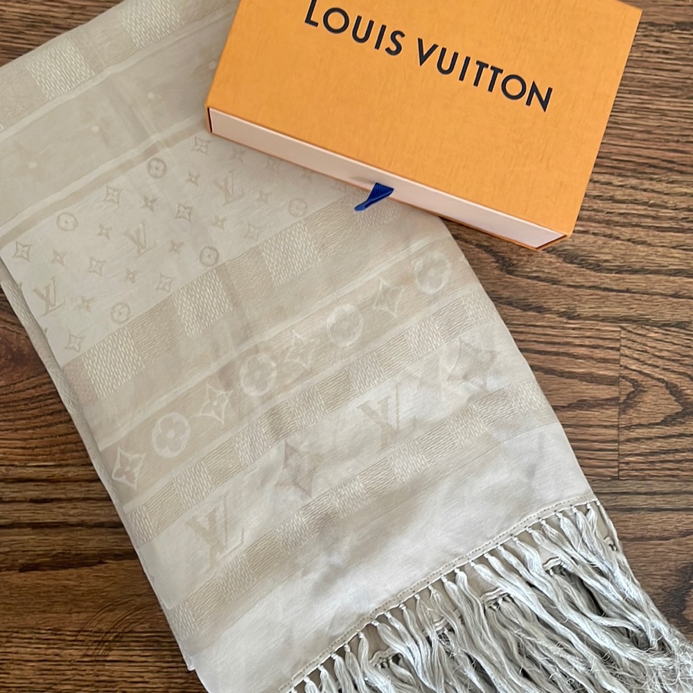 Louis Vuitton Scarf
